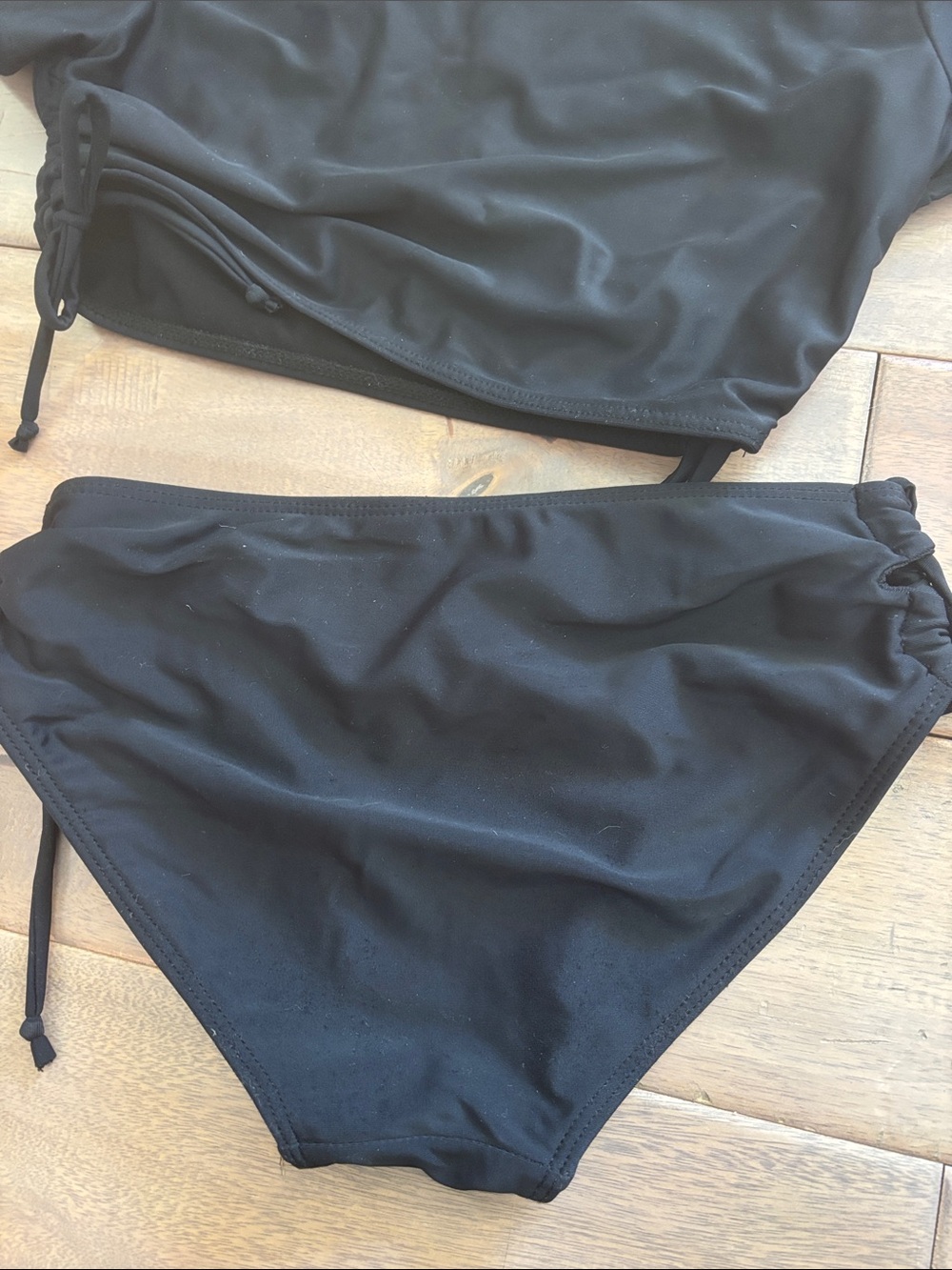 Girls Black Short Sleeve Two-Piece Swim Set - Picture 6 of 6
